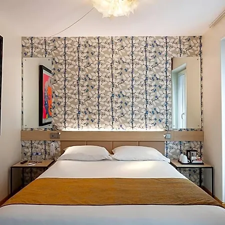 Le Quartier Republique-le-marais 3* Paris