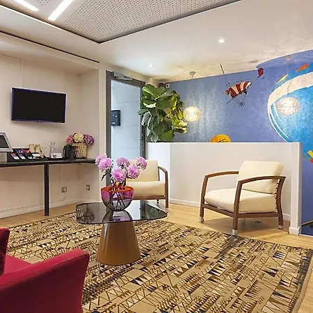 Hotell Le Quartier Republique-le-marais 3*