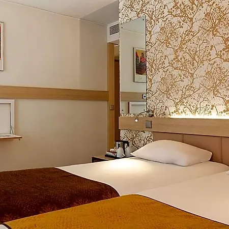 Le Quartier Republique-le-marais Hotell 3*
