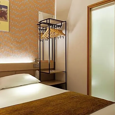 Le Quartier Republique-le-marais Hotell