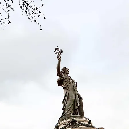 Le Quartier Republique-le-marais 3*