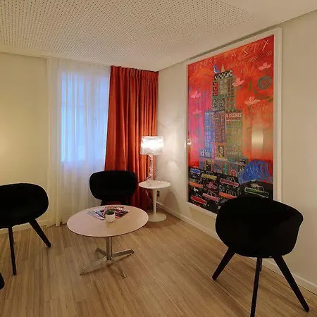 Hotel Le Quartier Republique-le-marais 3*