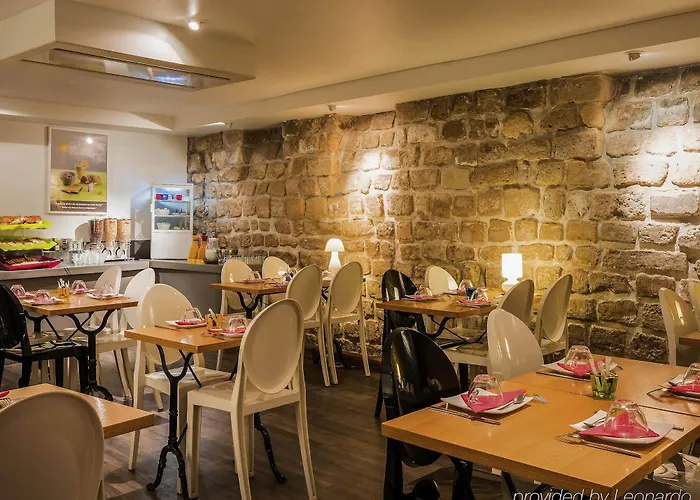 Le Quartier Republique-le-marais 3*