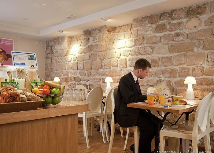 Le Quartier Republique-le-marais מלון