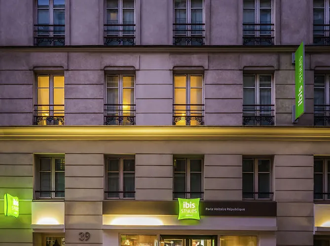 מלון Le Quartier Republique-le-marais 3*