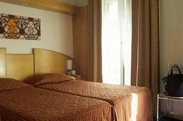 מלון Le Quartier Republique-le-marais 3*
